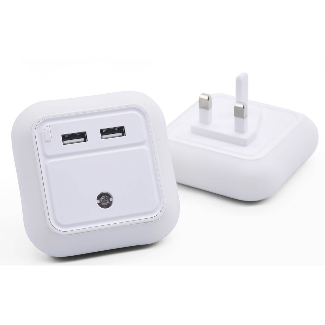 Ultralight Fast Charging Nightlight Plug With 2 Usb (Ama1099)