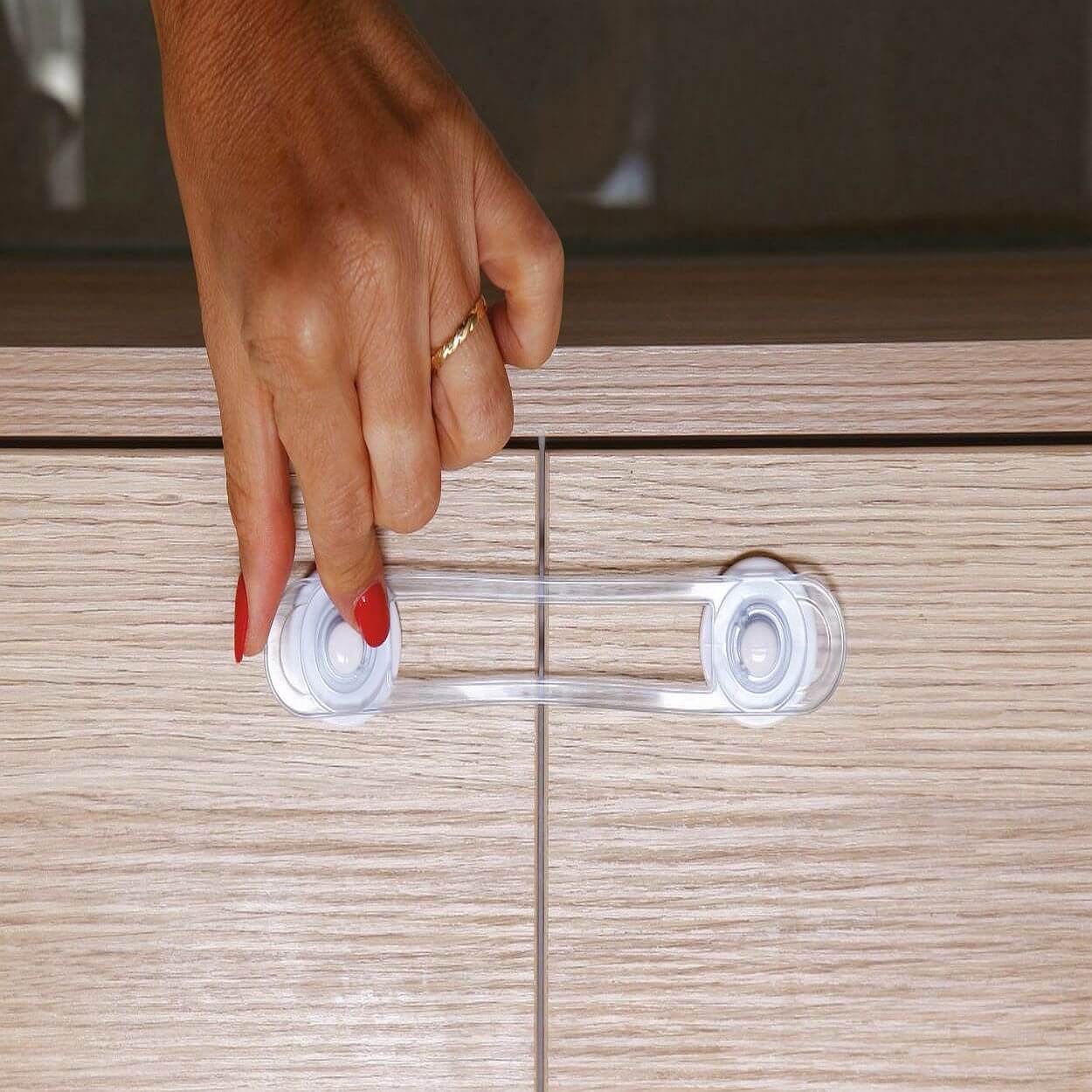 Dreambaby Multi-Purpose Latch