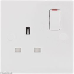 BG Single Switched 13A Power Socket