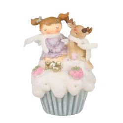 Girl and Moose on Cupcake 17cm