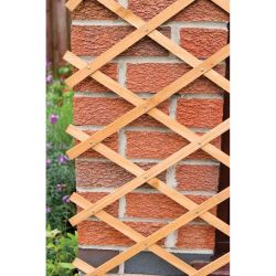 The Good Life Expandable Timber Trellis 1.8 x 1.2m
