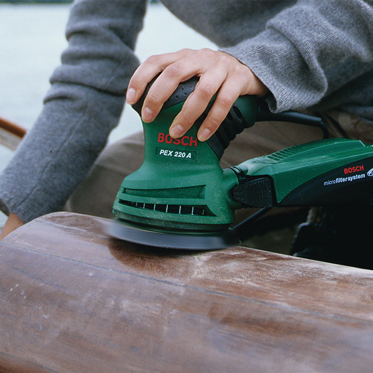 Bosch PEX 220 A Orbital Sander | Woodie's