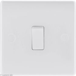 BG White Moulded Switch - 10A 1 Gang 2 Way
