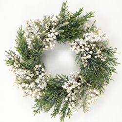 Wreath With Berries 50cm