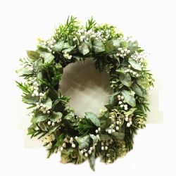 61cm White Berry & Foliage Wreath