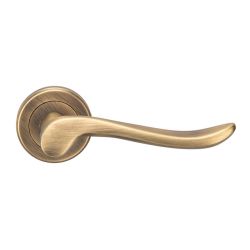 Verdun Lever On Sprungrew On Round Rose